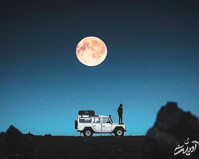 چرا ماه دنبالمون میاد